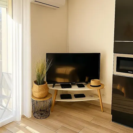 Cosy Confort De 50m2 à 150m De La Et Du Centre Ville, Parking Gratuit *