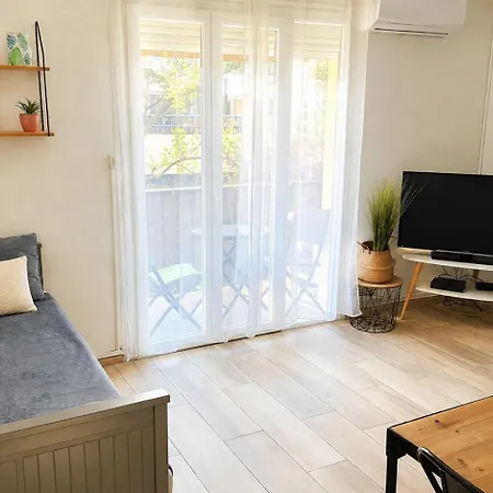 Cosy Appartement A 200 M De La Mer Avec Parking